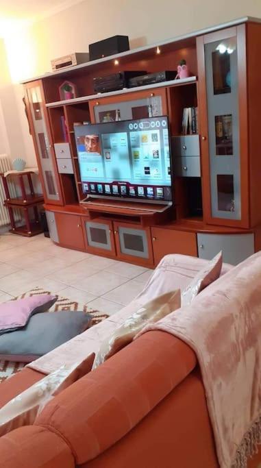 Effrosynis Appartment Tesalonika Bagian luar foto